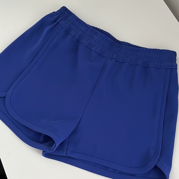 J CREW Stretch Shorts - Picture 2 of 3